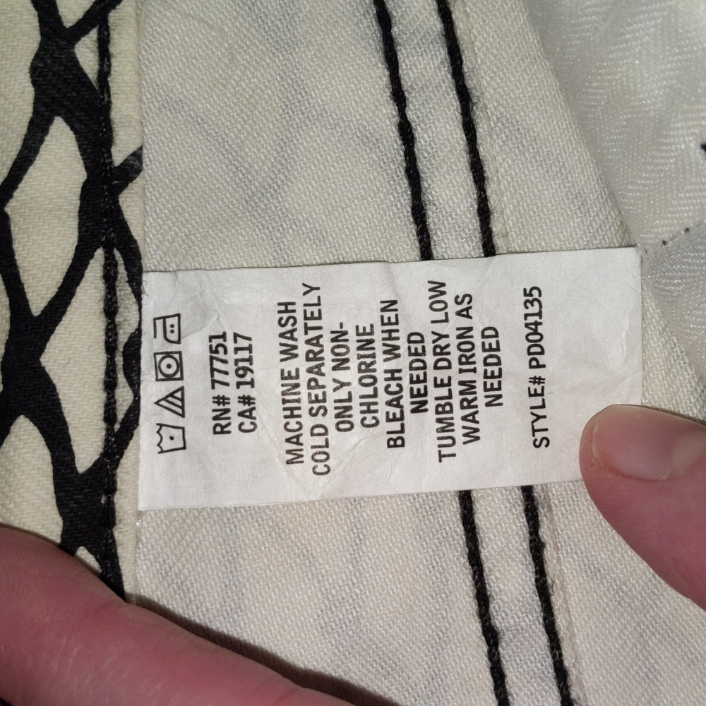 NWT Betsey Johnson shorts - Picture 4 of 5